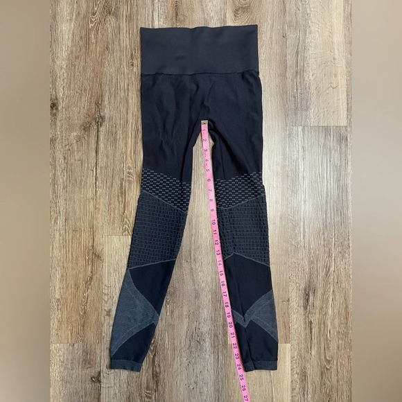 Spanx Look At Me Now Seamless Moto Leggings In Indigo Sky Size Small - Picture 7 of 10